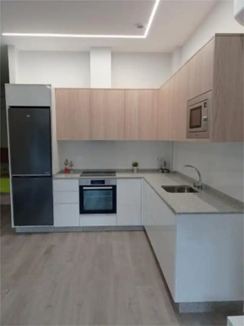 Wohnung zur Miete in Sanxenxo pueblo Küche von Wohnung zur Miete in Sanxenxo mit Heizung, Privatgarten und Terrasse