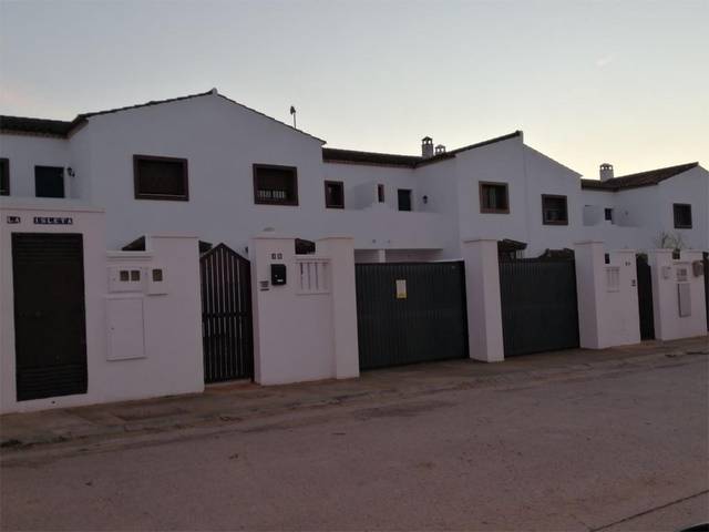 Casa adosada en Alquiler en Avenida de la Diputación, 30B en La Soledad