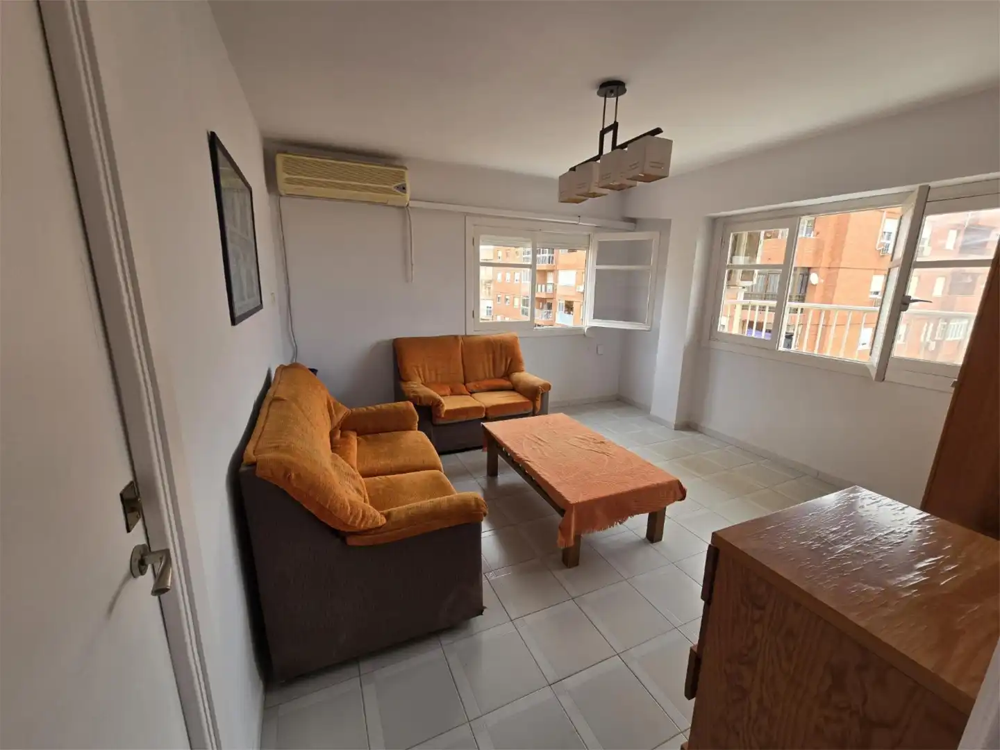 Room in Avenida Alhambra, 17, Ciudad Jardín - Tagarete - El Zapillo