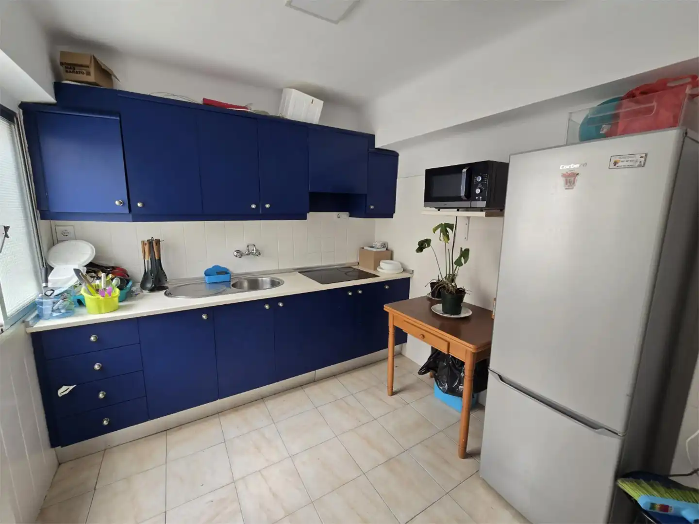 Room in Avenida Alhambra, 17, Ciudad Jardín - Tagarete - El Zapillo