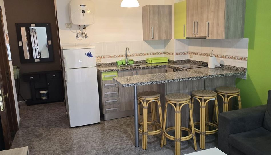 Piso de alquiler en Calle Almirante Yusty Pita, 34, Playa de Arinaga, Agüimes - imagen 1 Foto 1 de Piso de alquiler en Calle Almirante Yusty Pita, 34, Playa de Arinaga, Agüimes