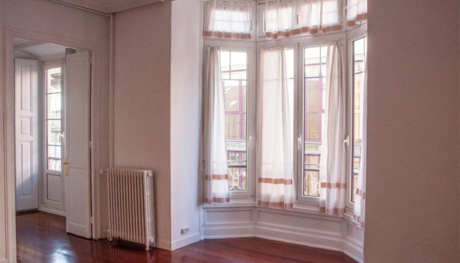 Piso en venta en Calle San Bernardo, 48, Barrio del Centro, Gijón - imagen 1 Foto 1 de Piso en venta en Calle San Bernardo, 48, Barrio del Centro, Gijón