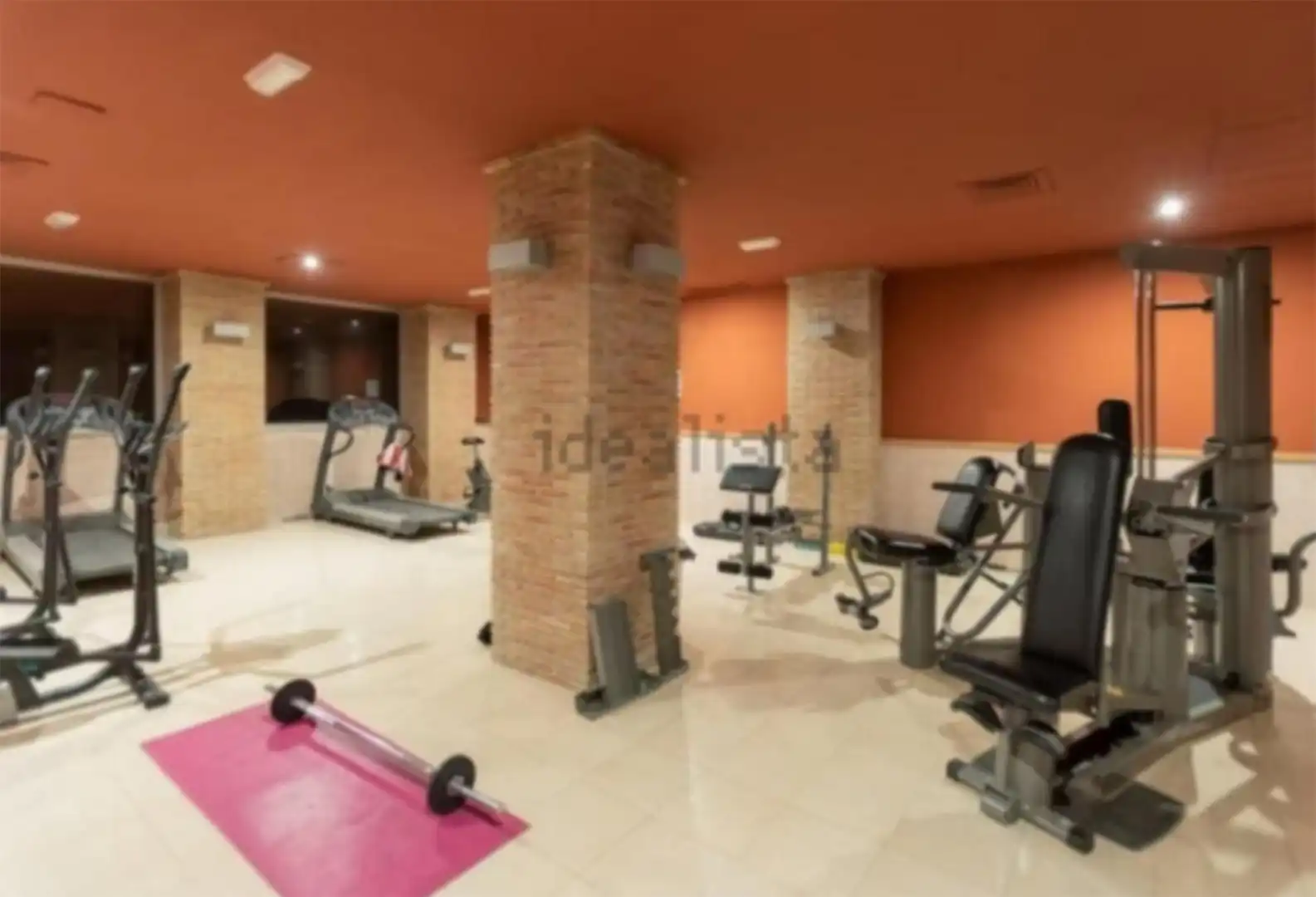 Piso en venta en Vélez de Benaudalla con Aire acondicionado, Terraza y Piscina