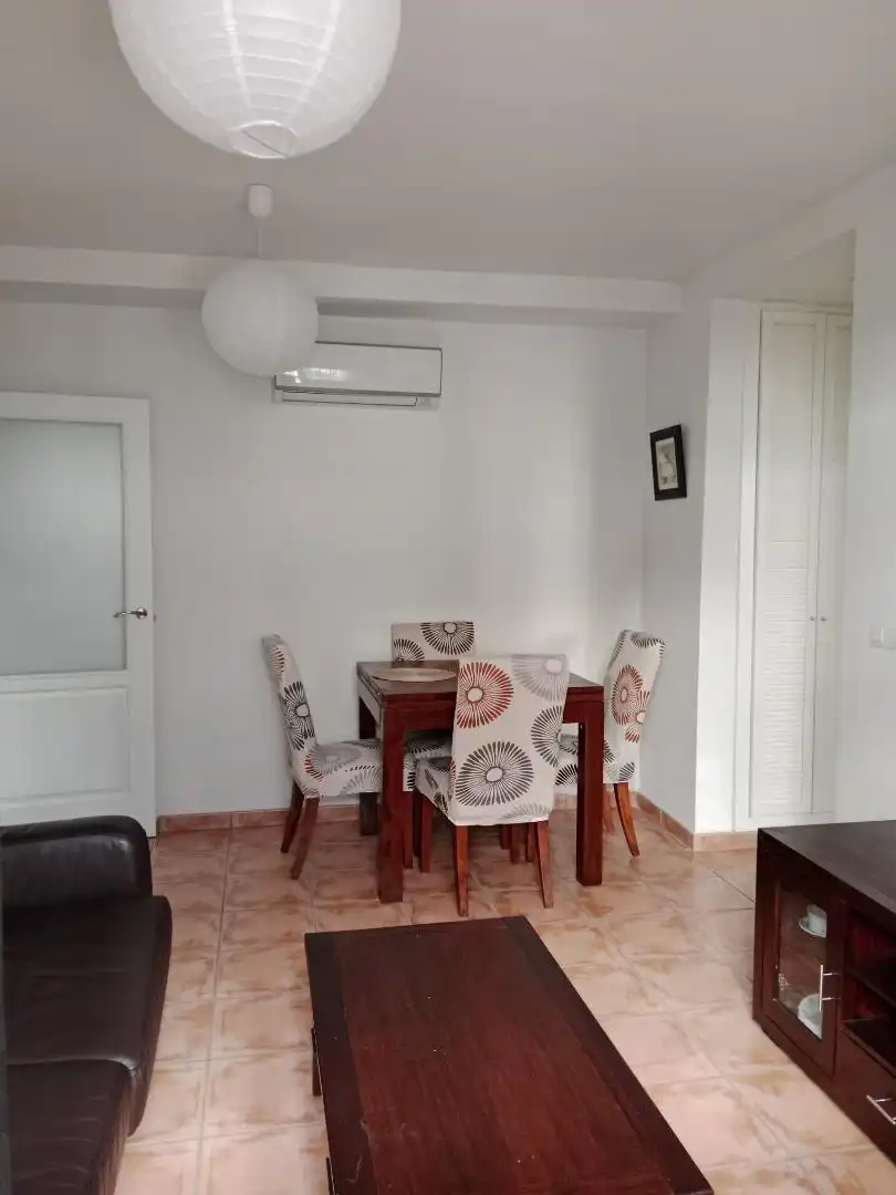 Comedor de Piso en venta en Vélez de Benaudalla con Aire acondicionado, Terraza y Piscina