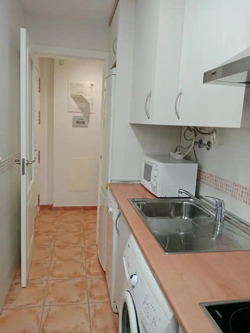 Cocina de Piso en venta en Vélez de Benaudalla con Aire acondicionado, Terraza y Piscina