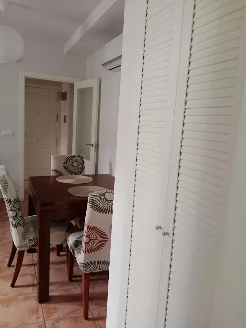 Comedor de Piso en venta en Vélez de Benaudalla con Aire acondicionado, Terraza y Piscina