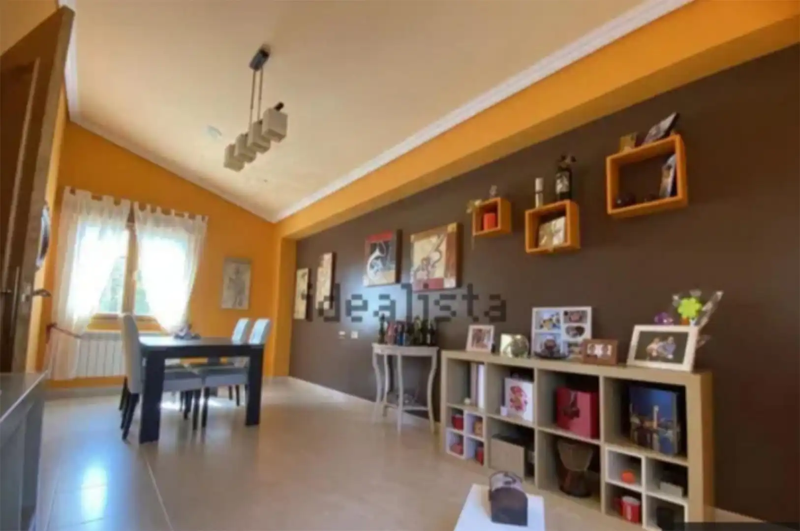 Casa o chalet en venta en San Sebastian Kalea, 41, Yécora / Iekora Comedor de Casa o chalet en venta en Yécora / Iekora con Calefacción, Jardín privado y Parquet