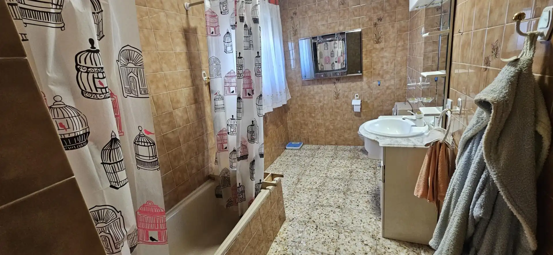 Country house zum Verkauf in Camino Mejorada, Km. 1, Tres Olivos - La Piedad Badezimmer von Country house zum Verkauf in Talavera de la Reina mit Schwimmbad
