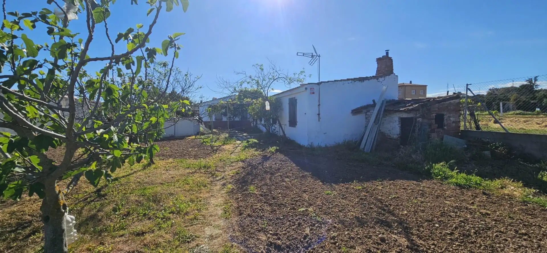 Country house zum Verkauf in Camino Mejorada, Km. 1, Tres Olivos - La Piedad Country house zum Verkauf in Talavera de la Reina mit Schwimmbad