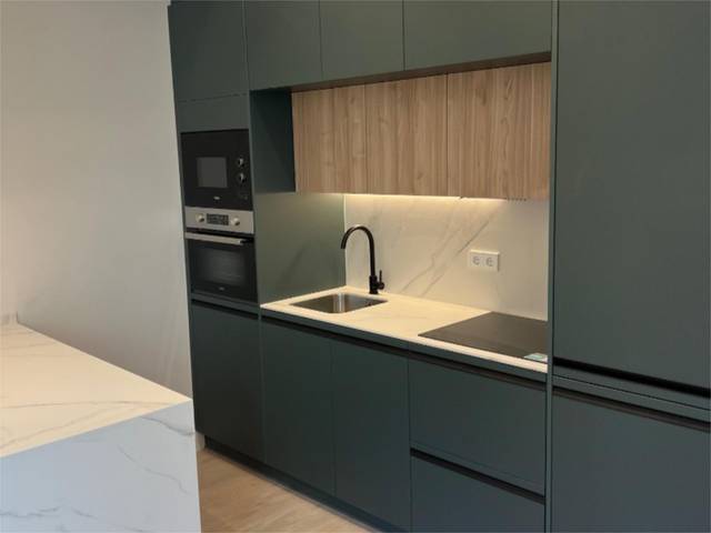 Piso en Venta en Calle del Conde de Romanones, 8 en Embajadores - Lavapiés