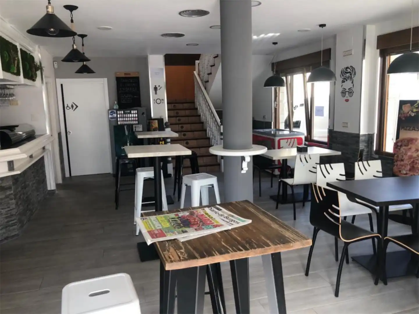 Commercial properties for sale in Villagonzalo Pedernales  with Air Conditioner