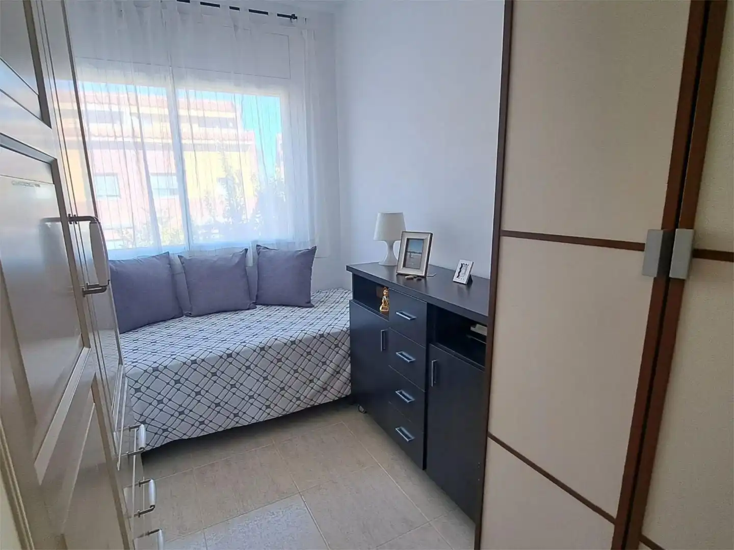 Casa adosada en venta en Doctor Freud, 2, Bonavista Habitación de Casa adosada en venta en El Vendrell con Terraza, Piscina y Balcón
