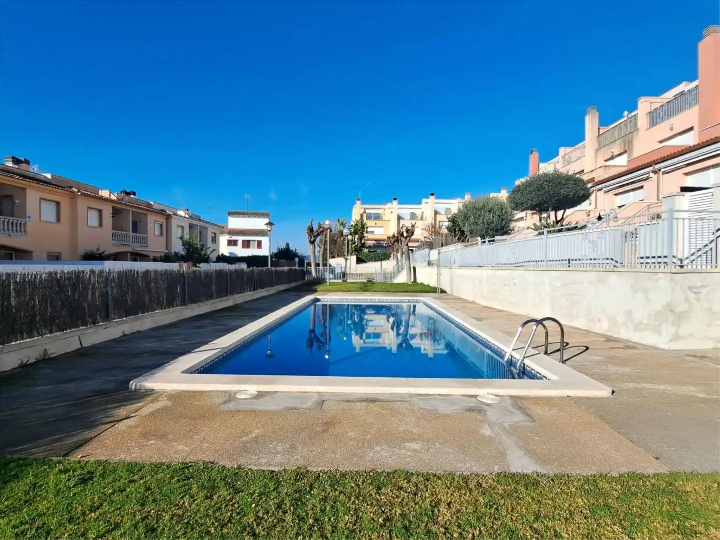 Casa adosada en venta en Doctor Freud, 2, Bonavista Piscina de Casa adosada en venta en El Vendrell con Terraza, Piscina y Balcón