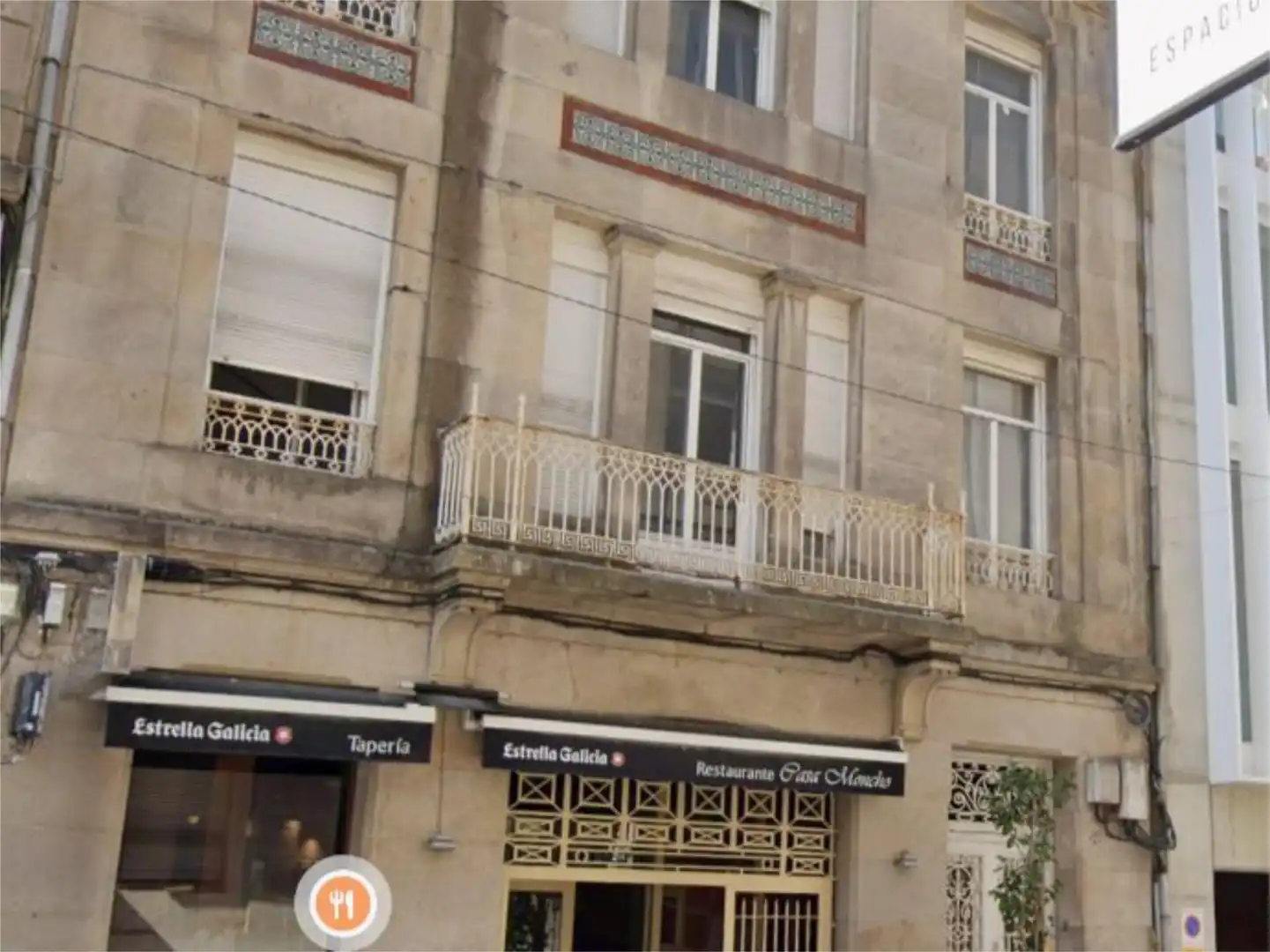 Casa adosada en venda a Rúa do Doutor Cadaval, 24, Centro - Areal Vista exterior de Casa adosada en venda en Vigo amb Parquet, Terrassa i Balcó