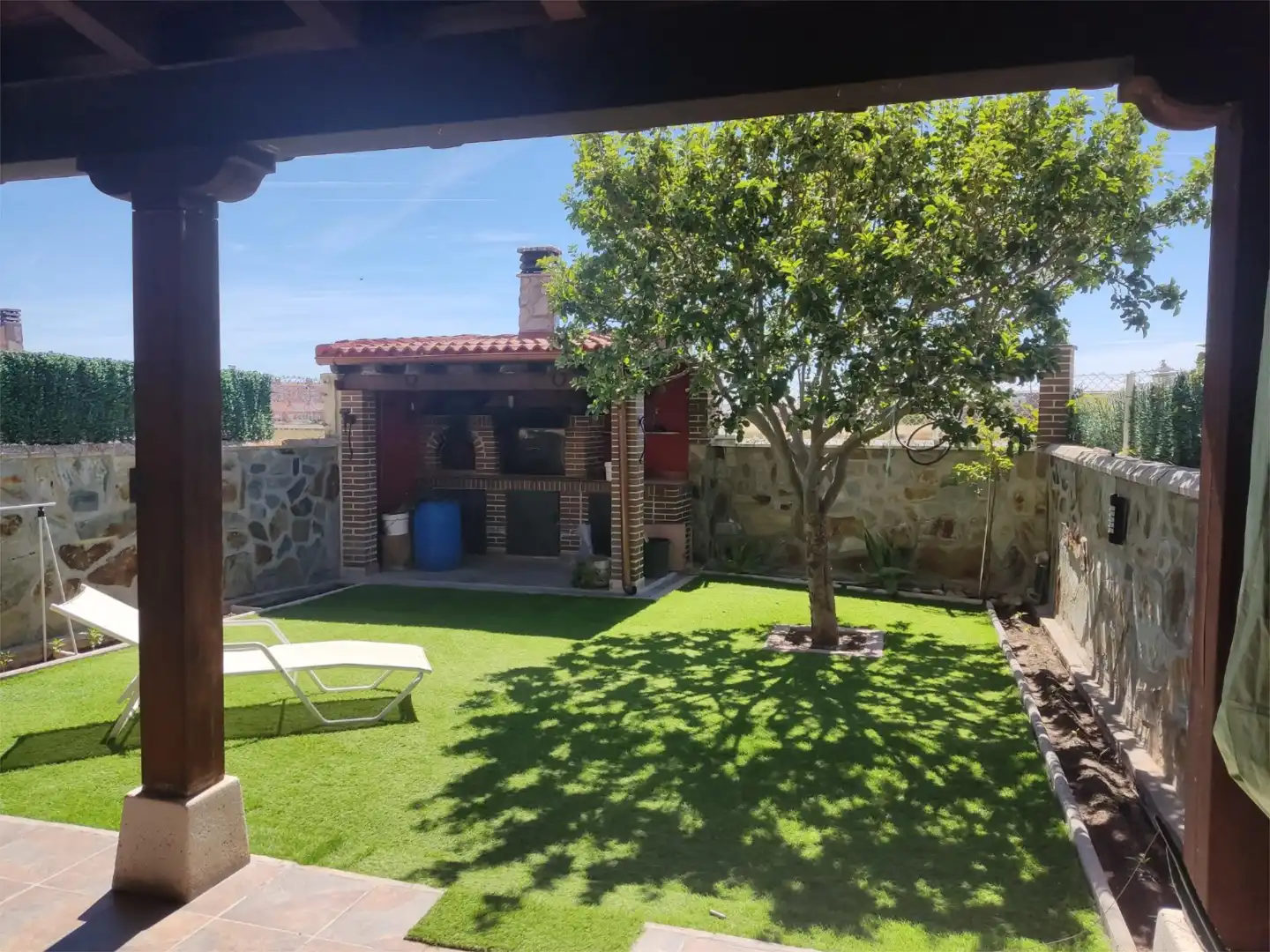 Terrasse von Einfamilien-Reihenhaus zum Verkauf in Laguna de Duero mit Terrasse und Balkon