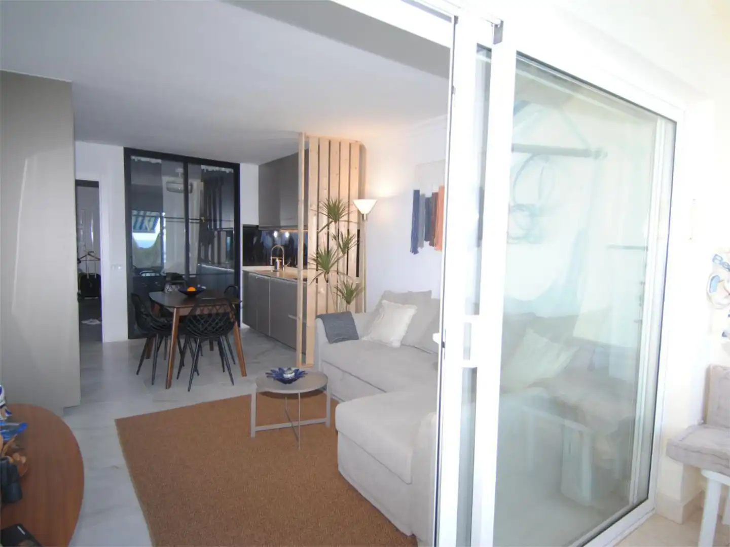 Sala d'estar de Apartament de lloguer en Los Realejos amb Terrassa, Piscina i Moblat