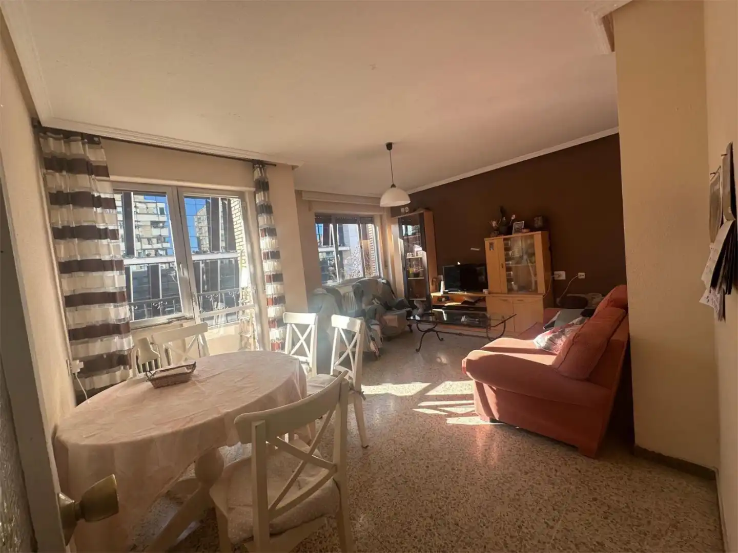 Wohnung zur Miete in Calle María Auxiliadora, 64, Garrido Sur Wohnzimmer von Wohnung zur Miete in Salamanca Capital mit Balkon