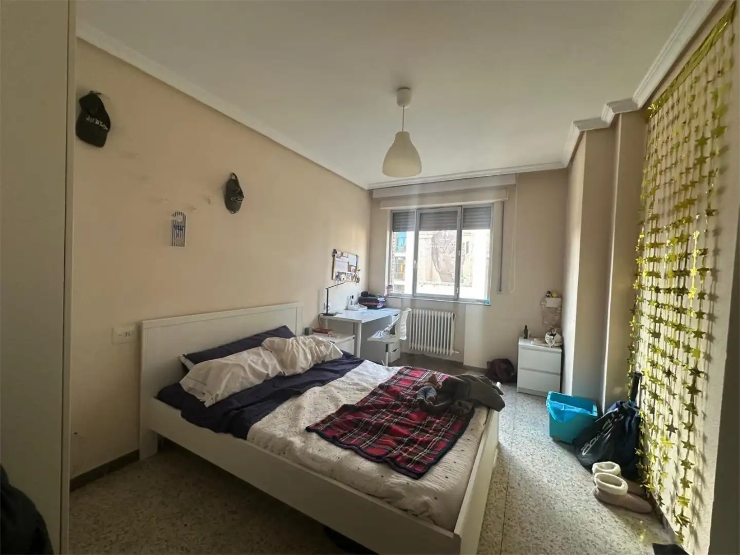 Wohnung zur Miete in Calle María Auxiliadora, 64, Garrido Sur Schlafzimmer von Wohnung zur Miete in Salamanca Capital mit Balkon
