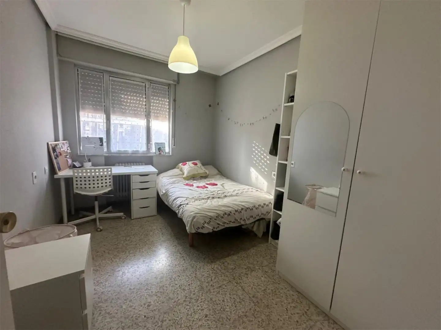 Wohnung zur Miete in Calle María Auxiliadora, 64, Garrido Sur Schlafzimmer von Wohnung zur Miete in Salamanca Capital mit Balkon