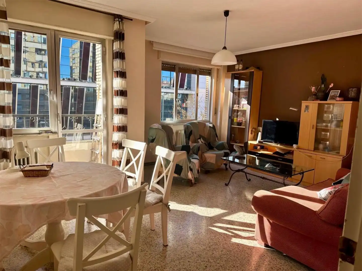 Wohnung zur Miete in Calle María Auxiliadora, 64, Garrido Sur Wohnzimmer von Wohnung zur Miete in Salamanca Capital mit Balkon