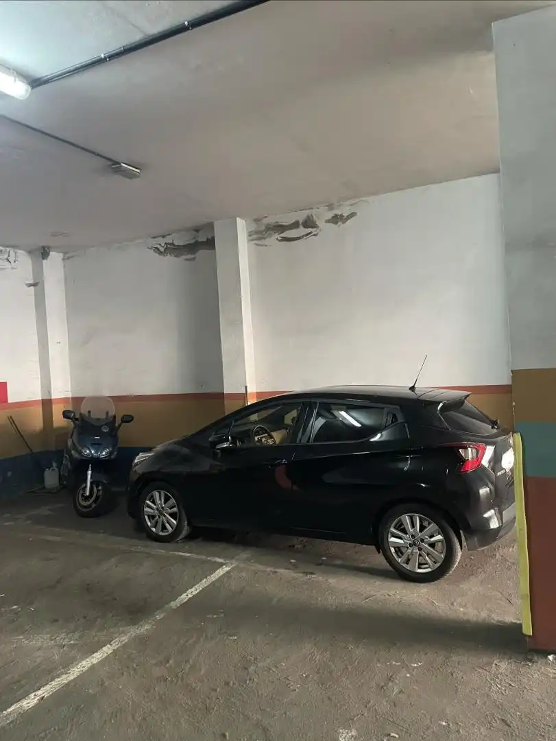 Aparcament de Garatge de lloguer en Gijón 