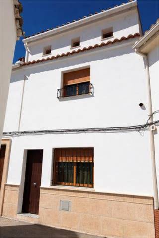 Casa-chalet en Venta en Villargordo del Cabriel