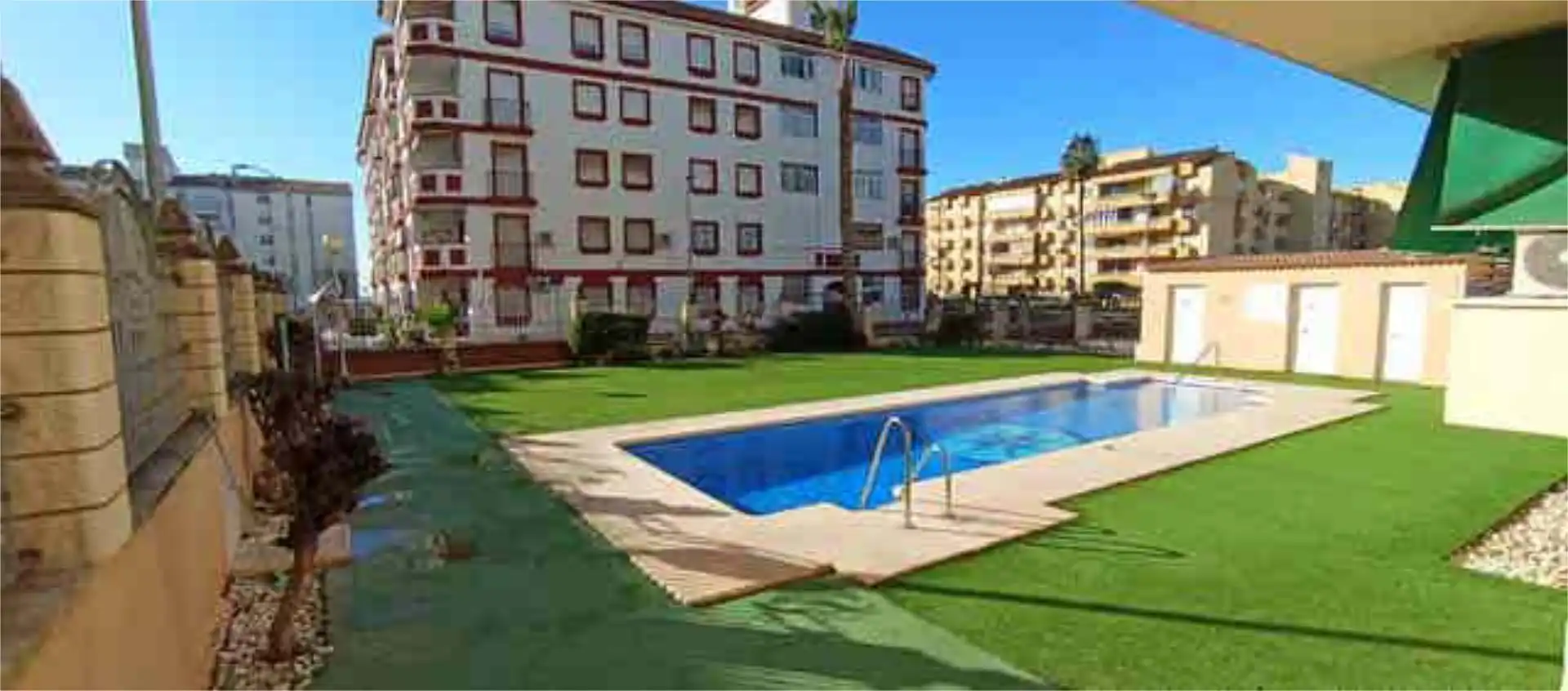 Piso en venta en Playa del Rincón Piscina de Piso en venta en Rincón de la Victoria