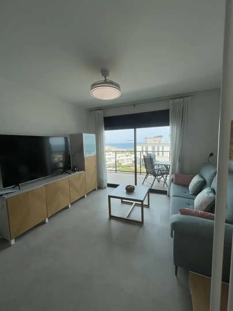 Piso en venta en Calle Canarias, 6-2, Monte y Mar Sala de estar de Piso en venta en Santa Pola con Aire acondicionado, Terraza y Piscina