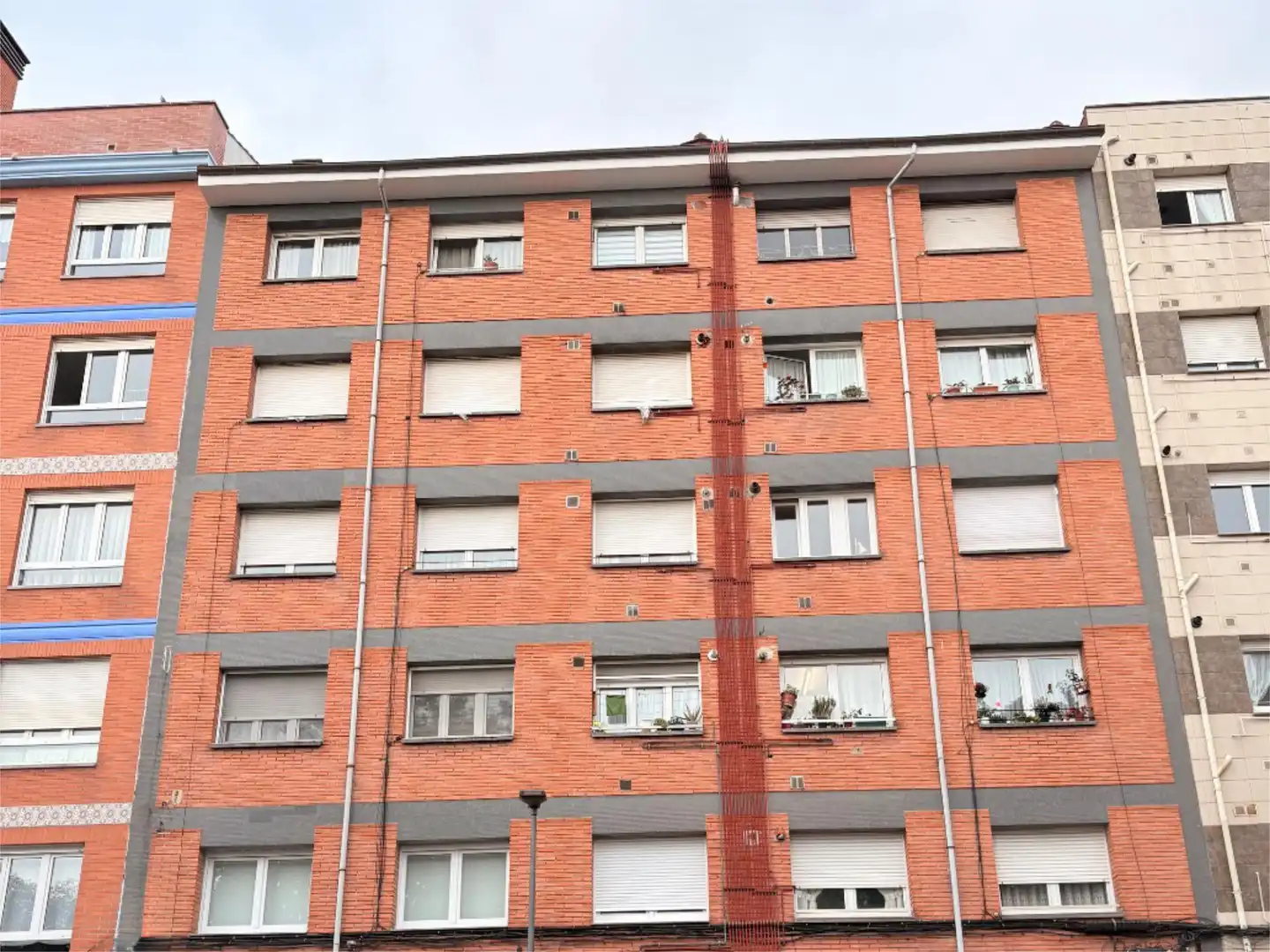 Pis en venda a Calle Sáhara, 31, Llano Vista exterior de Pis en venda en Gijón amb Calefacció i Videoporter