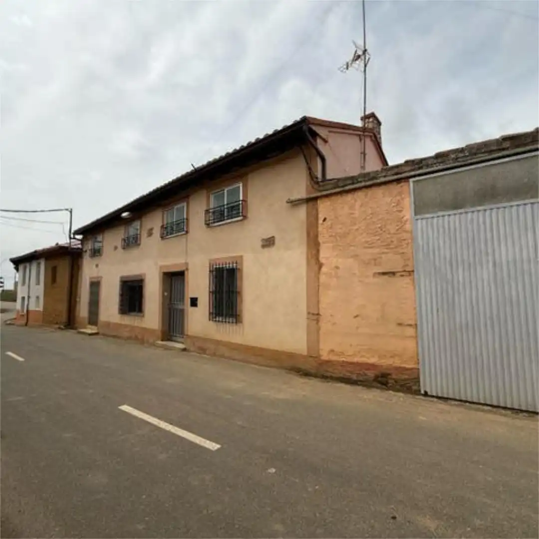 Vista exterior de Casa o chalet en venta en Santa María del Monte de Cea con Jardín privado, Terraza y Trastero