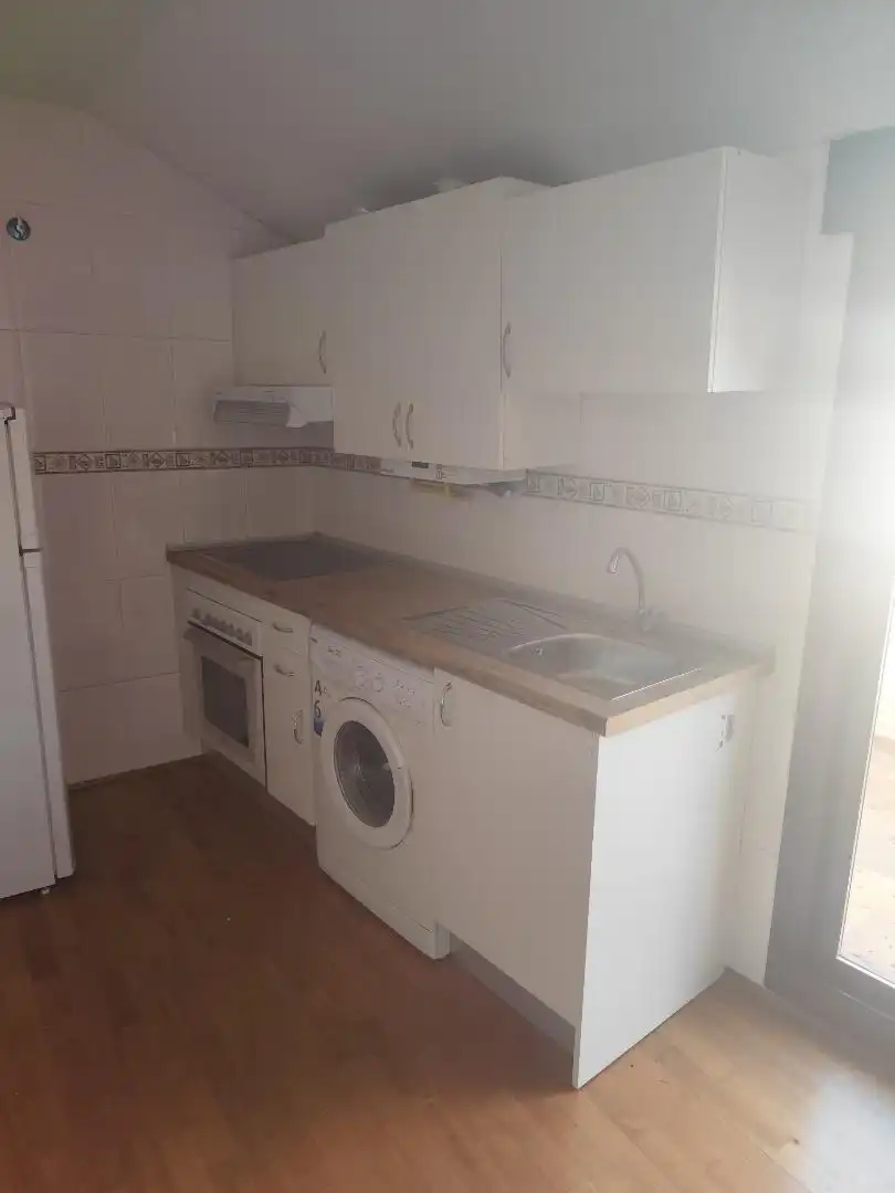 Flat for rent in SG-V-2226, 17, Bernuy de Porreros