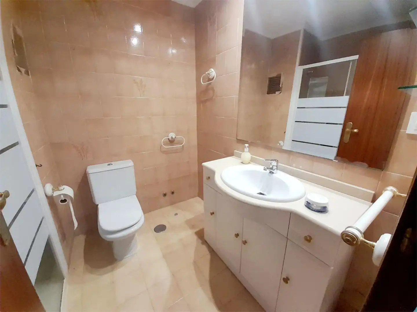 Piso en venta en Avenida de Cartagena, 1, El Altet Baño de Piso en venta en Elche / Elx con Balcón