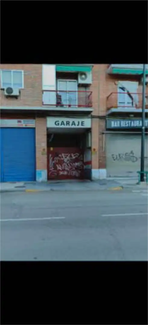 Parking de Garaje de alquiler en  Zaragoza Capital