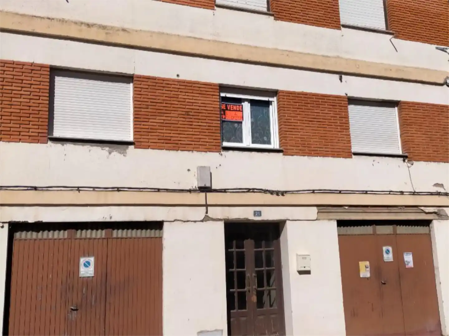 Vista exterior de Casa adosada en venda en San Justo de la Vega