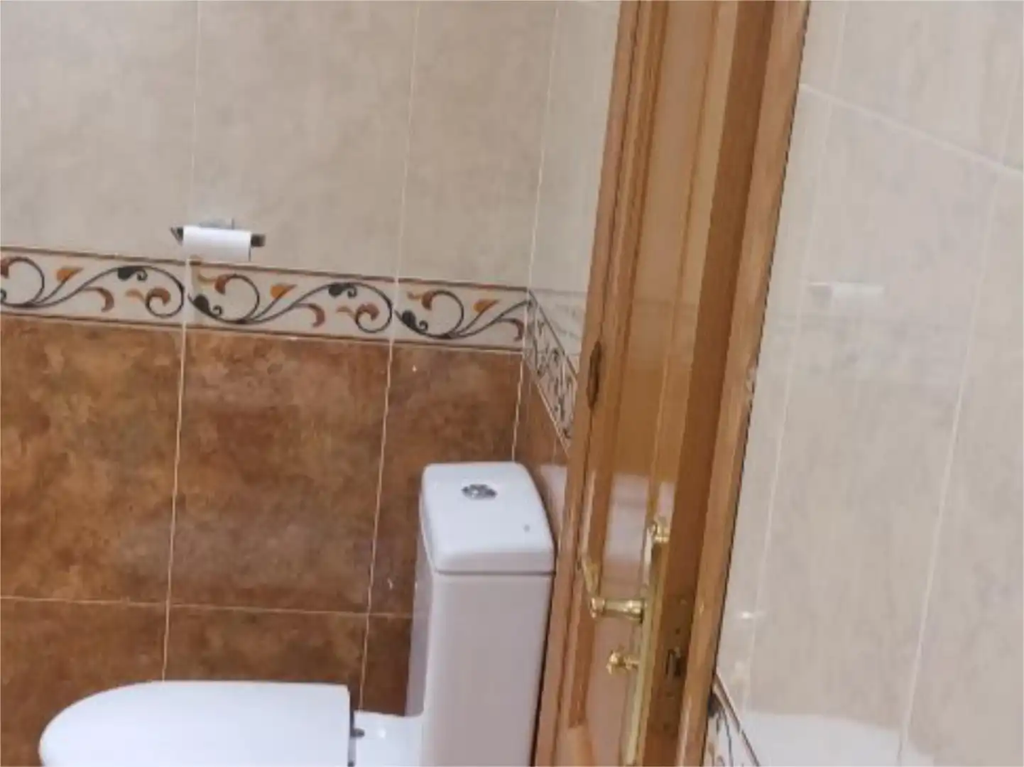 Pis en venda a Calle de la Senda, 1, Las Villas - Valparaiso - El Peral Bany de Pis en venda en Valladolid amb Aire condicionat, Calefacció i Jardí privat
