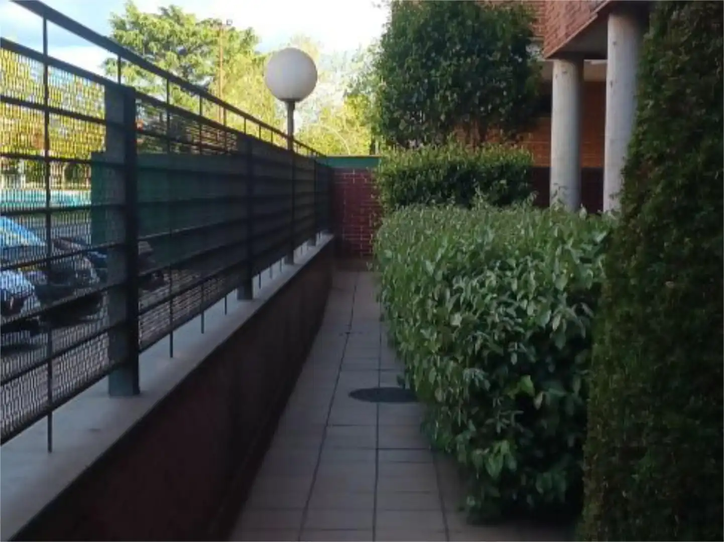 Pis en venda a Calle de la Senda, 1, Las Villas - Valparaiso - El Peral Terrassa de Pis en venda en Valladolid amb Aire condicionat, Calefacció i Jardí privat