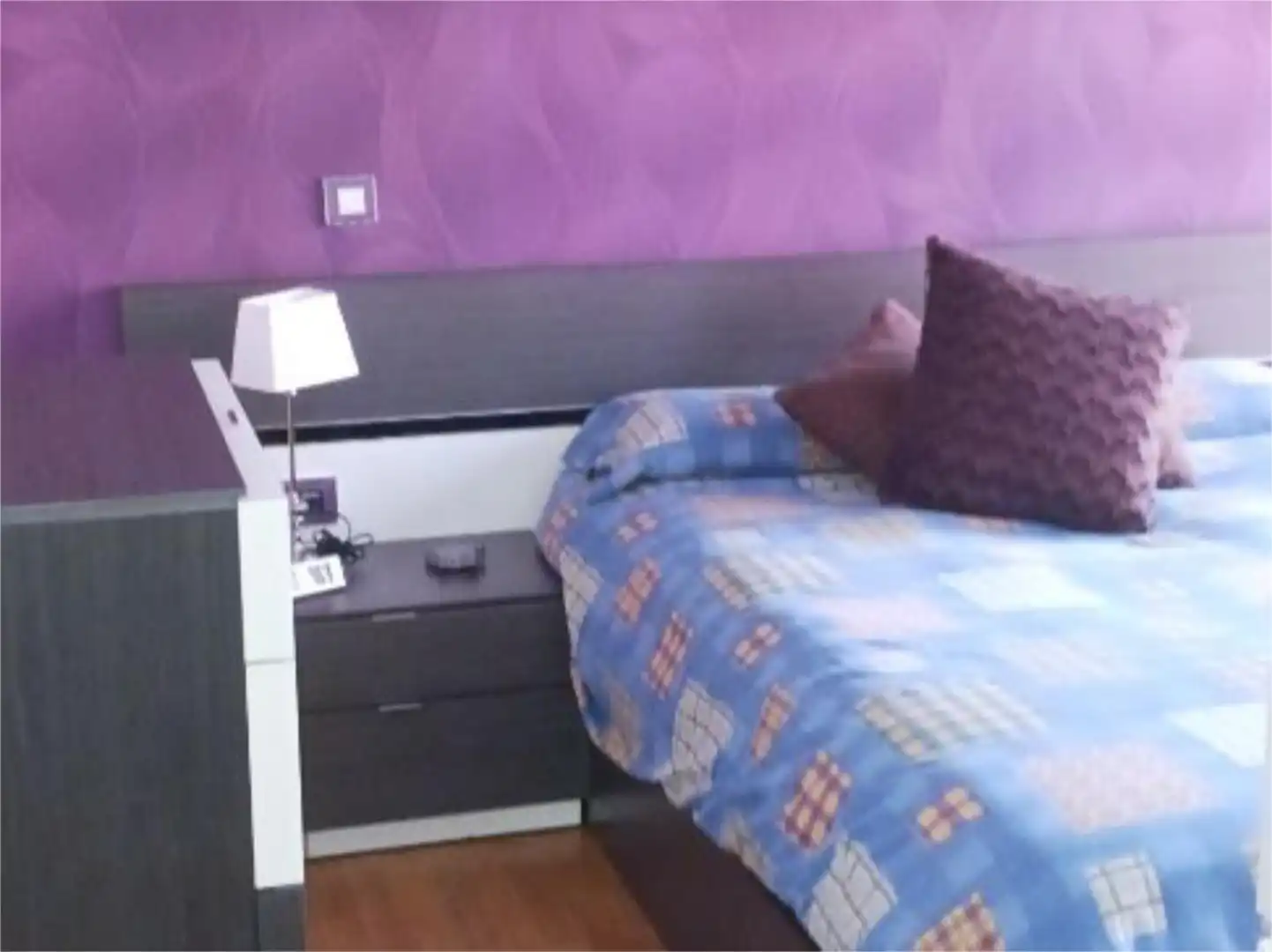 Pis en venda a Calle de la Senda, 1, Las Villas - Valparaiso - El Peral Dormitori de Pis en venda en Valladolid amb Aire condicionat, Calefacció i Jardí privat