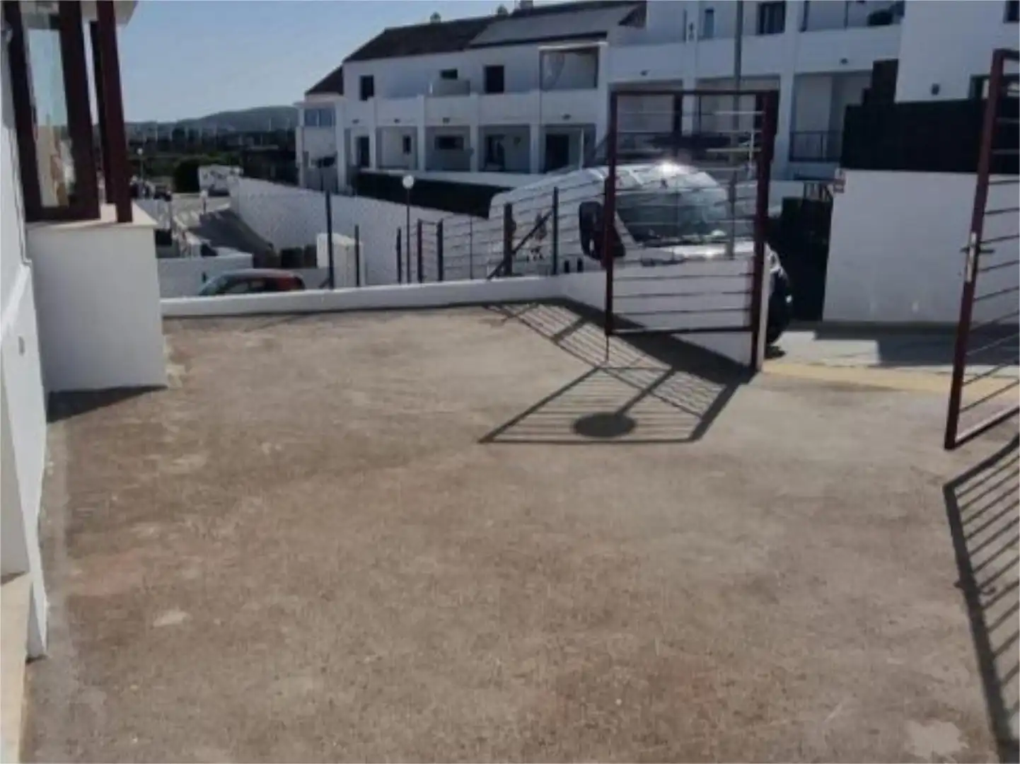 Casa adosada en venta en Urbanizacion Cortesin, 83a, Casares Golf - Casares del Sol Parking de Casa adosada en venta en Casares con Aire acondicionado, Terraza y Balcón