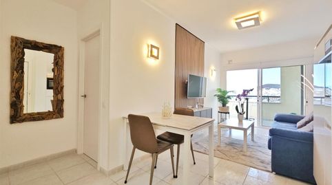Foto 3 de Piso en venta en Avenida Juan Carlos I, 40, Los Cristianos, Arona