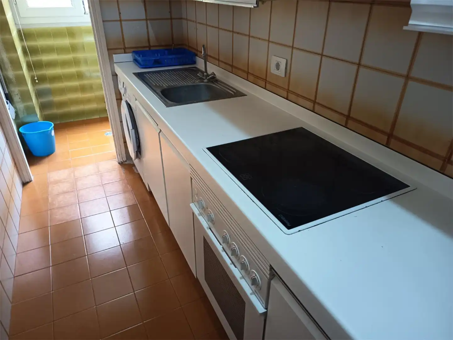 Cuina de Pis de lloguer en San Cristóbal de la Laguna amb Parquet, Moblat i Rentadora