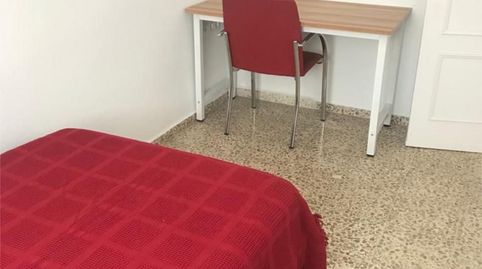 Photo 2 of Flat for rent in Calle Juan de Astorga, 1, Doctor Barraquer - G. Renfe - Policlínico, Sevilla Capital