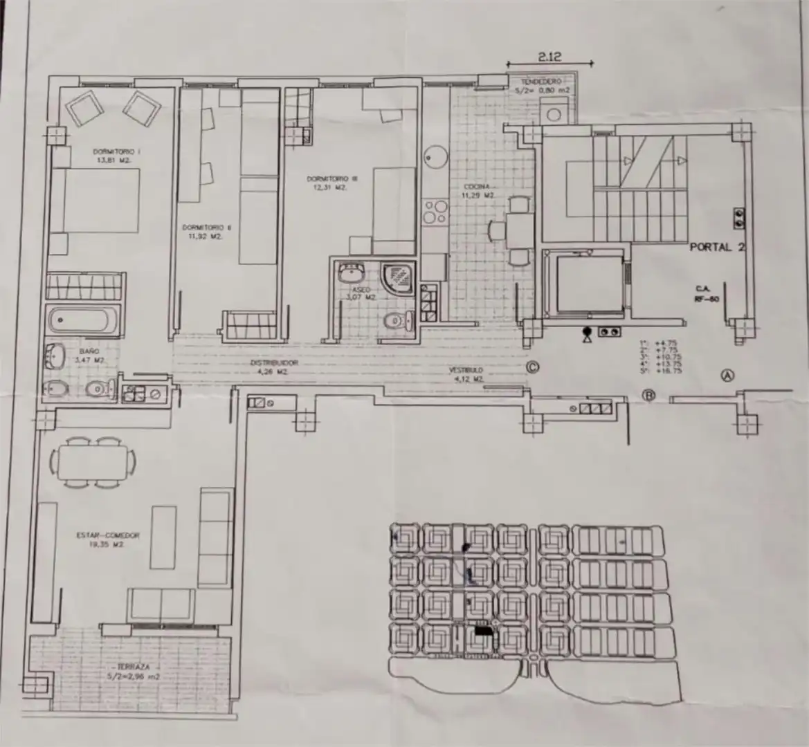 Wohnung zum Verkauf in Cáceres Capital mit Klimaanlage und Terrasse