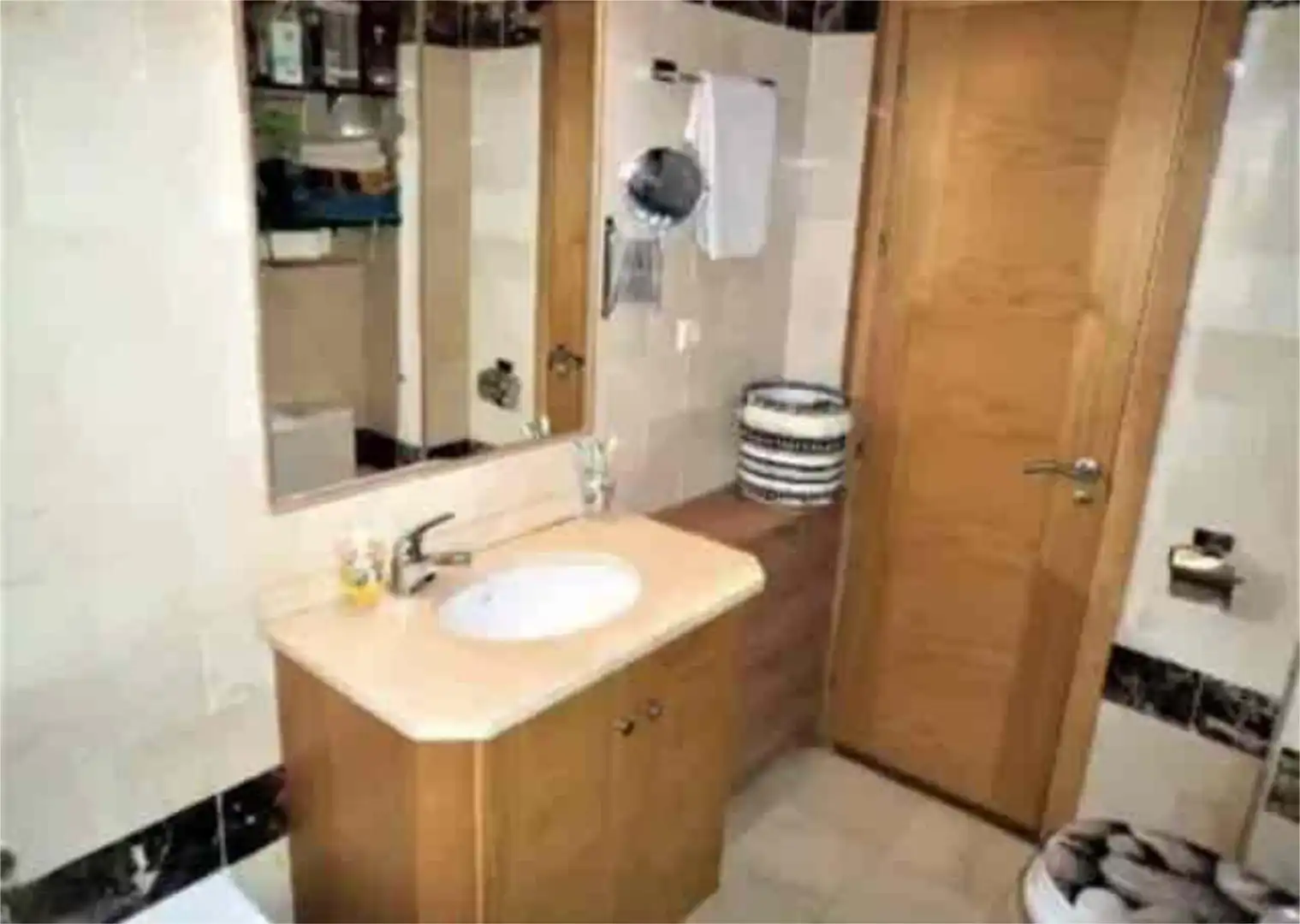 Wohnung zur Miete in Cártama pueblo Badezimmer von Wohnung zur Miete in Cártama mit Heizung und Möbliert
