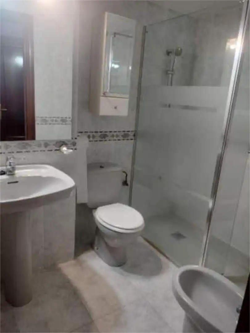 Badezimmer von Wohnung zur Miete in  Zaragoza Capital