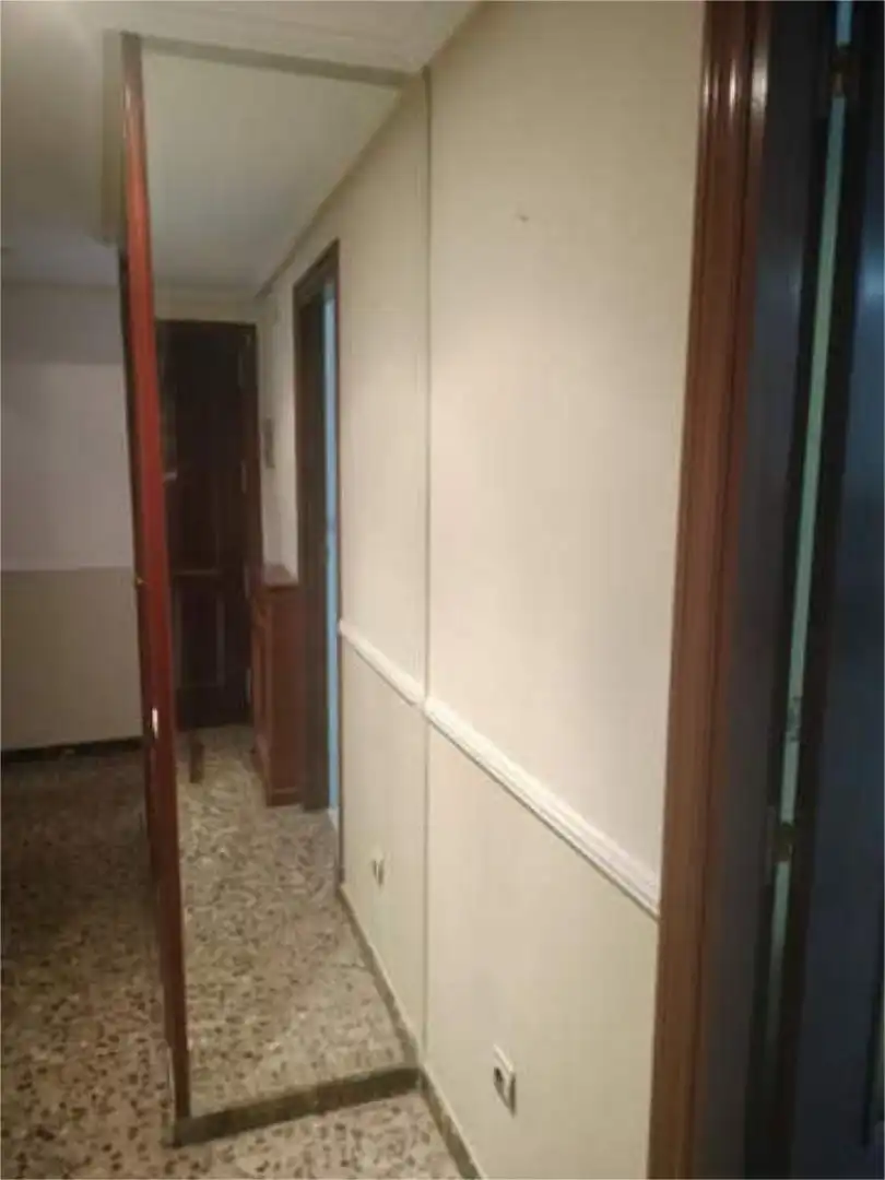 Wohnung zur Miete in  Zaragoza Capital