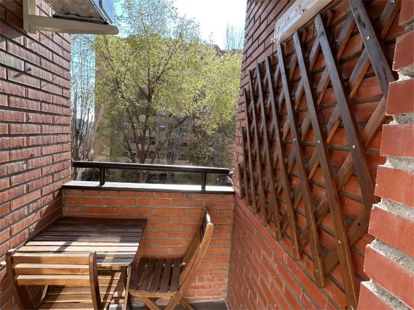 Terrassa de Pis de lloguer en Madrid amb Aire condicionat, Calefacció i Jardí privat