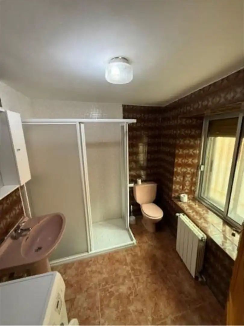 Bathroom of Houses for sale in Carpio  with Heating and Private garden