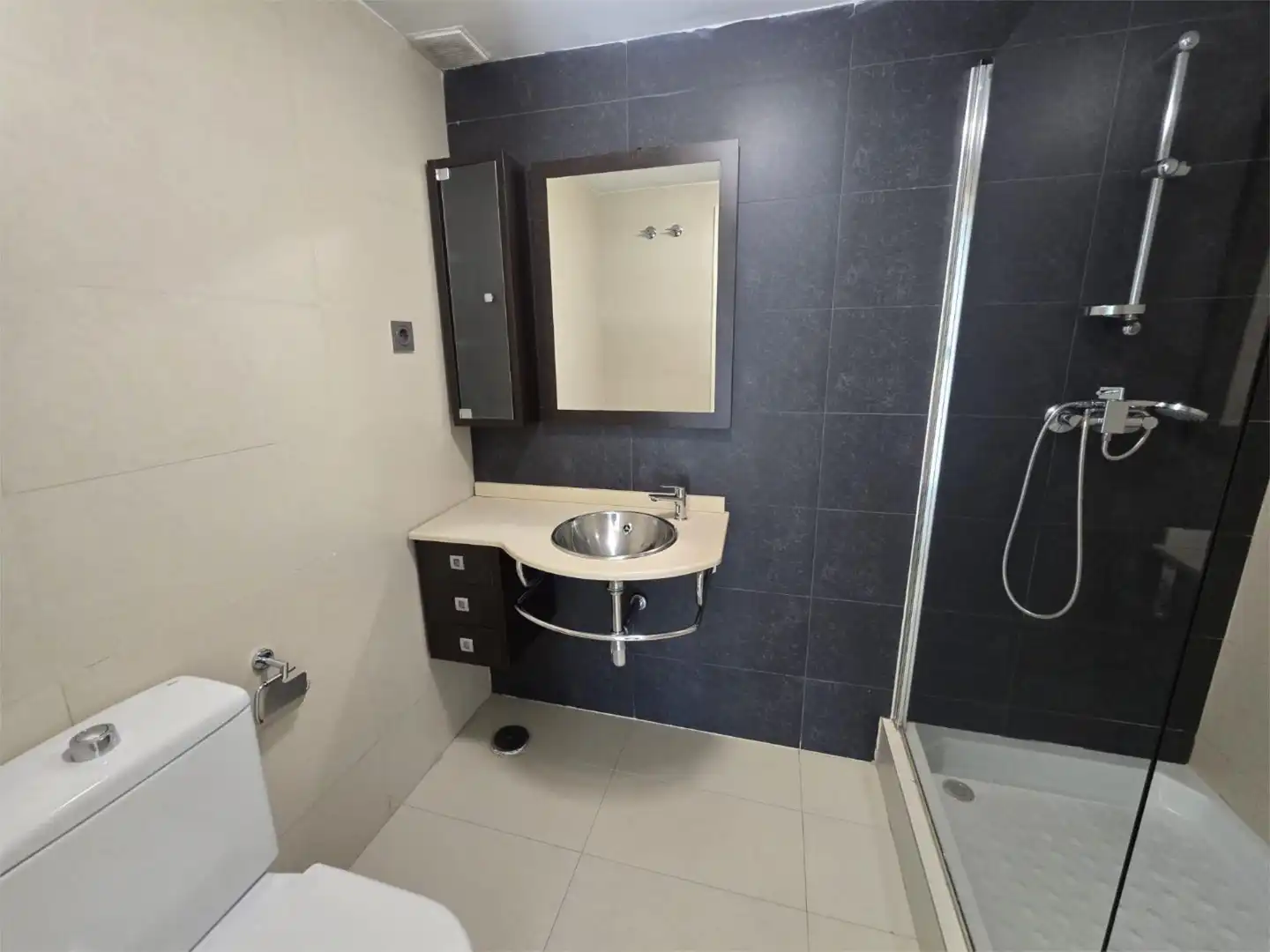 Wohnung zur Miete in Calle Laguna del Marquesado, 11, Villaverde Alto Wohnung zur Miete in Calle Laguna del Marquesado, 11, Villaverde Alto