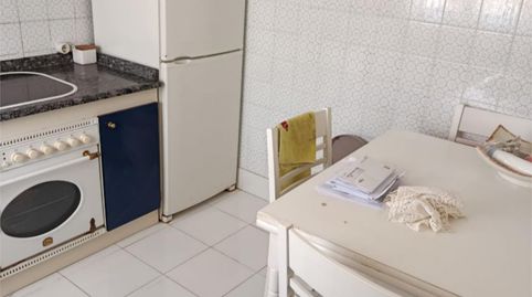 Foto 2 de Piso en venta en Paseo Canalejas, 34, Puerto Chico, Santander