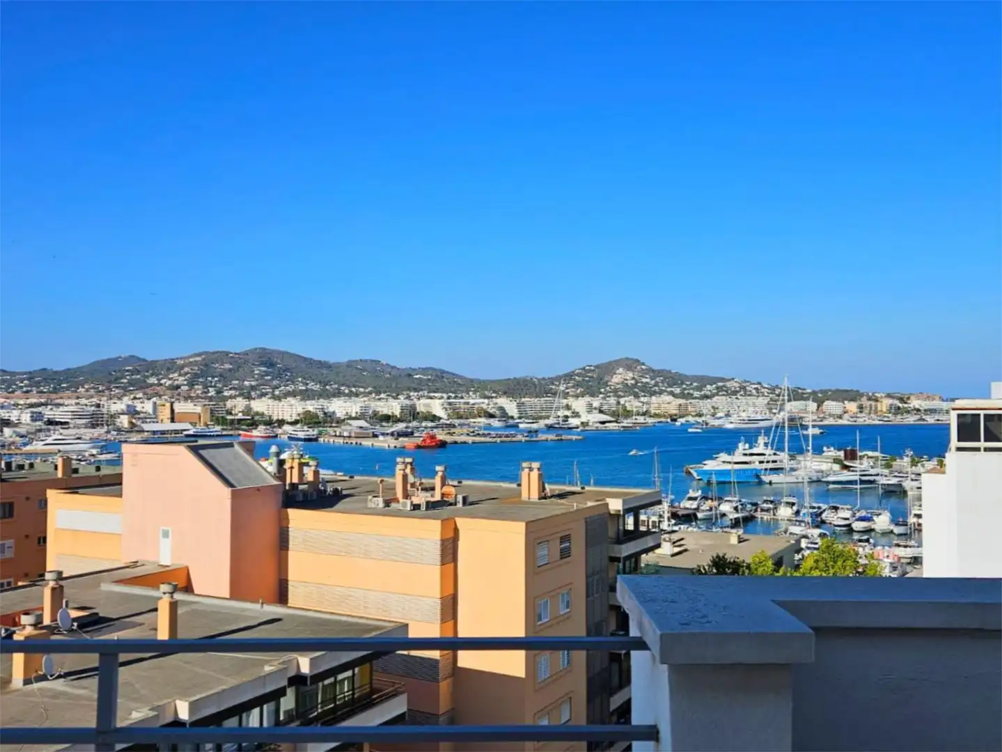 Exterior view of Attic for sale in Eivissa  with Terrace and Balcony